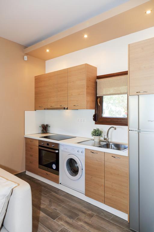 Kissos Apartments Vourvourou Exterior photo